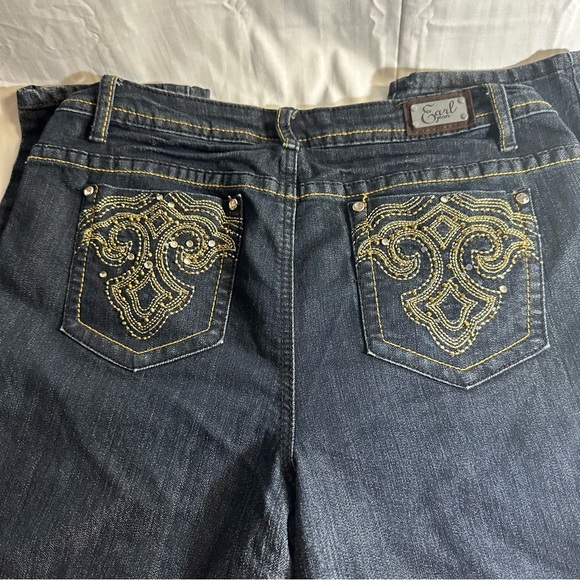 Women's Black Jeans - Picture 5 of 5